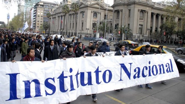 Alumnos del Instituto Nacional apoyarán recurso contra ranking de notas