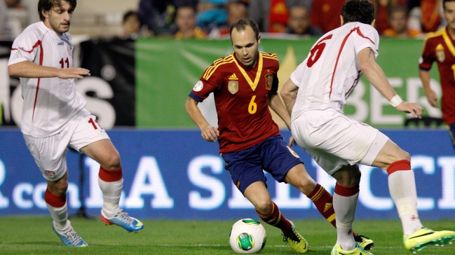 Andrés Iniesta renovará por cinco años con FC Barcelona