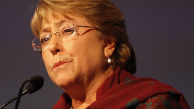 Nueva Mayoría pide apurar presentación de programa de Bachelet