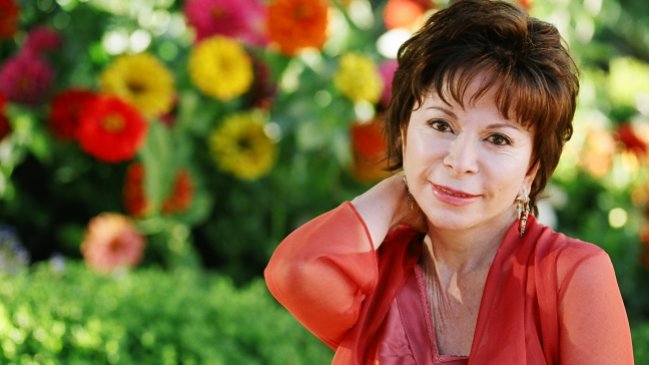 Isabel Allende recibe uno de los premios literarios más importantes de EE.UU.