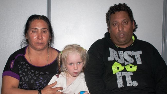 Grecia: Detienen a pareja griega por comprar bebé a una gitana