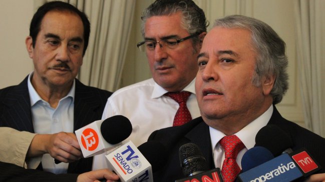 Alcaldes pidieron al Senado mediar en paro de funcionarios municipales