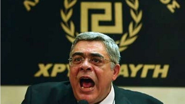 Miles de personas piden libertad para cúpula neonazi en Atenas