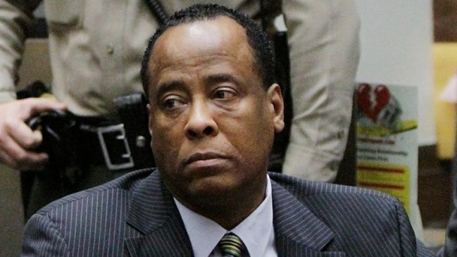 Este lunes sale en libertad responsable de muerte de Michael Jackson