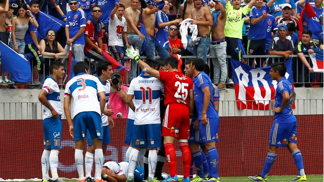 Resumen: Universidad Católica es líder exclusivo tras vencer a U. de Chile