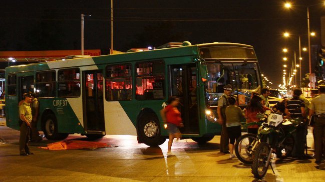 Menor murió atropellado tras asaltar a mujer en Quinta Normal