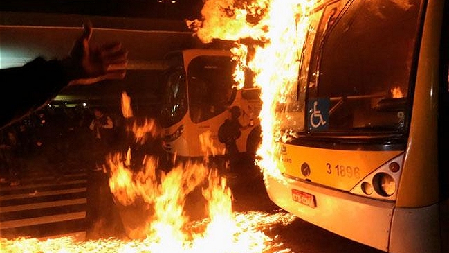 Incendio en un bus dejó al menos 40 muertos en el sur de la India