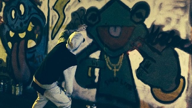 Justin Bieber llenó de graffitis un túnel de Bogotá