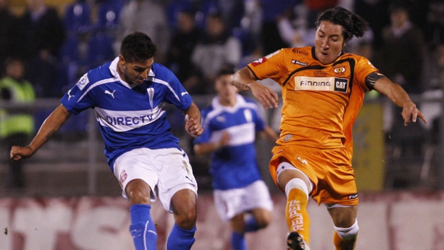 U. Católica va por el liderato exclusivo ante Cobreloa en San Carlos