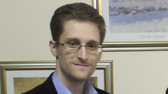 Izquierda alemana exige asilo para Edward Snowden