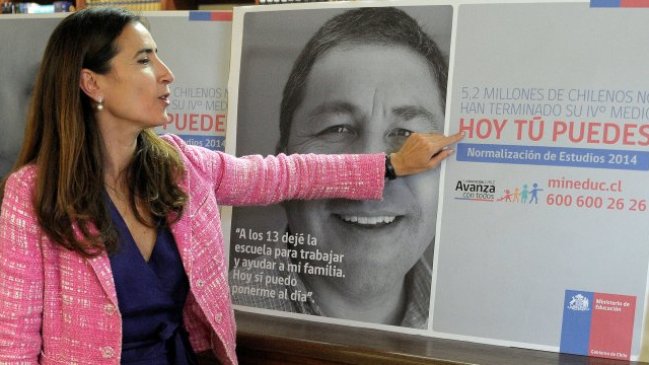 Más de cinco millones de adultos no tienen cuarto medio en Chile