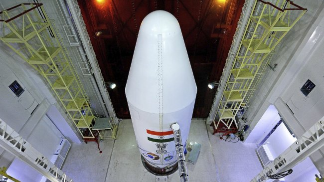 La India inició con éxito su primera misión a Marte