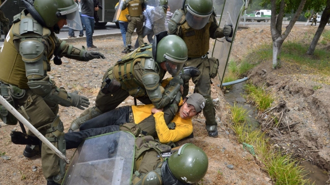 Paro nacional: Cinco detenidos tras toma de la Ruta 5 Sur en El Maule