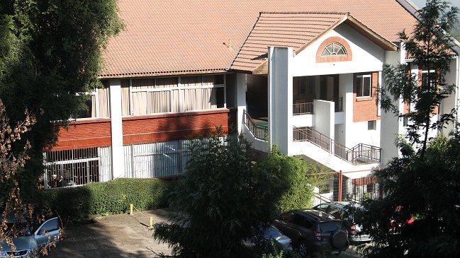 Jueces visitaron Colegio Apoquindo y casa de imputados por abusos