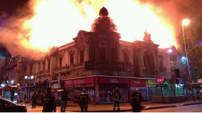 Incendios simultáneos movilizaron de madrugada a Bomberos