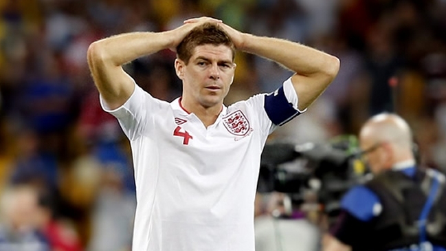 Gerrard y Walker se sumaron a la lista de bajas de Inglaterra ante Chile