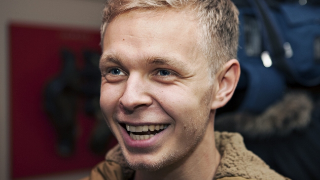 Kevin Magnussen releva a Sergio Pérez como piloto oficial de McLaren