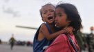 Comienza a llegar ayuda a zonas más afectadas por tifón en Filipinas