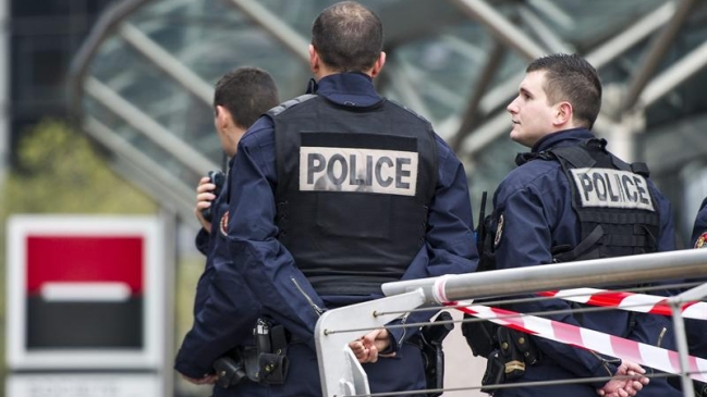 Hombre disparó en sede del diario francés Libération