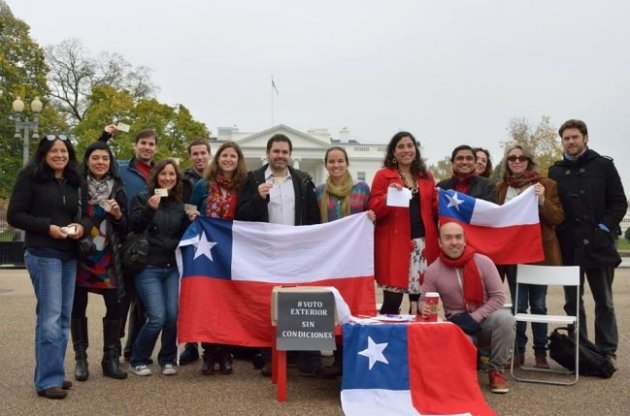 Más de 12 mil chilenos votaron simbólicamente en 105 países