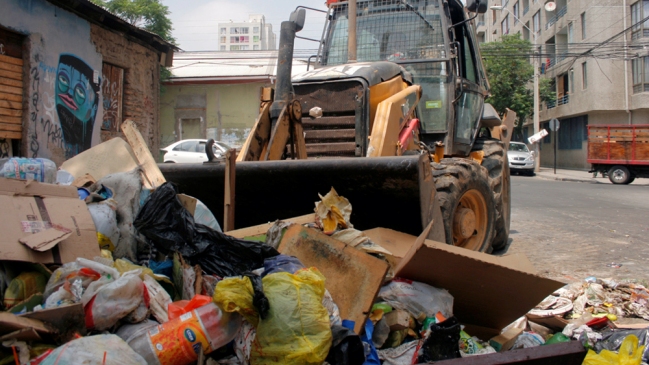 Municipio de Santiago recurre a medidas de contingencia por basura en las calles