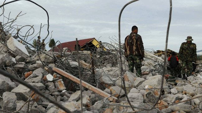 Fuerte sismo 6,3 Richter sacudió el norte de Indonesia