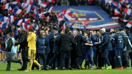 Francia selló su clasificación al Mundial tras golear a Ucrania