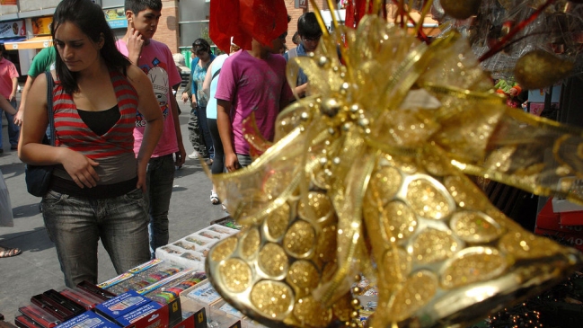 Seremi de Salud retuvo 100 mil adornos navideños comercializados como juguetes