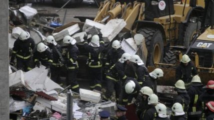 Al menos 45 muertos al derrumbarse el techo de un centro comercial en Letonia