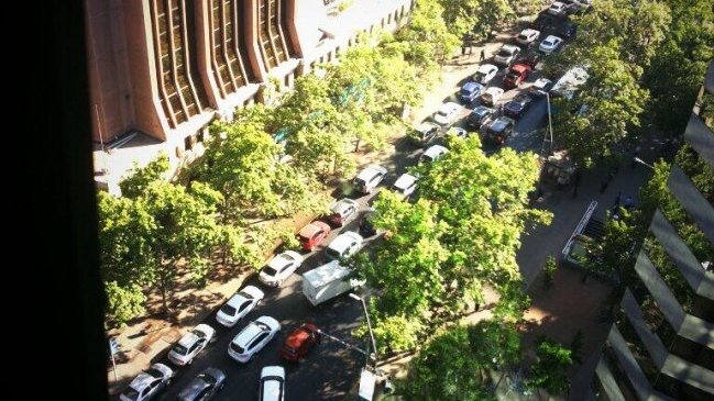 Choque en túnel San Cristóbal originó congestión en varios puntos de Santiago