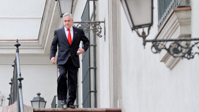 Piñera incluye a 12 ex Mandatarios en galería de La Moneda