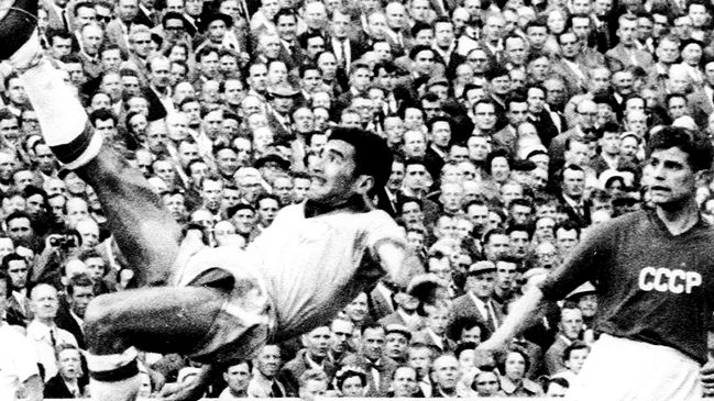 Falleció el brasileño Nilton Santos, considerado por la FIFA el mejor lateral izquierdo de la historia