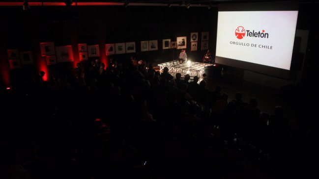 Don Francisco presentó documental sobre la Teletón en el GAM