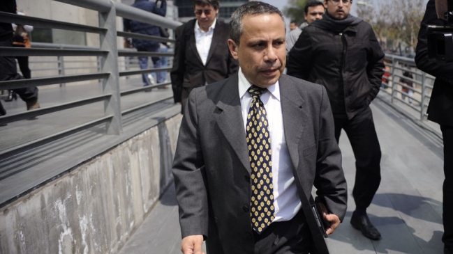 Caso OS-7: Ex fiscal Alejandro Peña representará a carabineros imputados