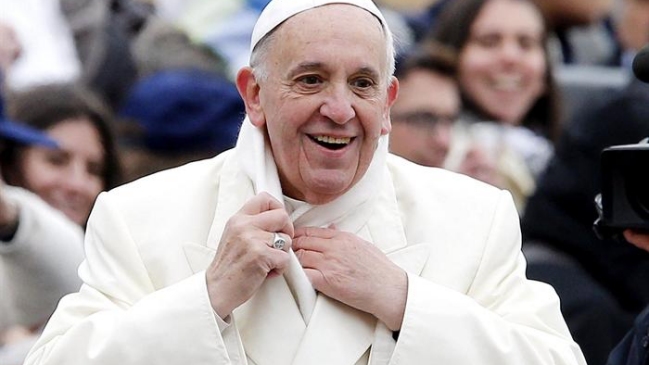 El Papa estudia comenzar en Jordania una gira por Tierra Santa en 2014