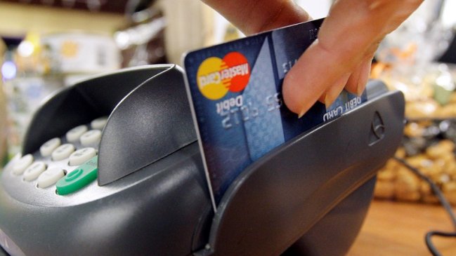 Argentina fijó tasa del 35 por ciento para compras en el exterior