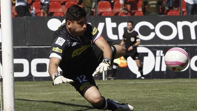 Colo Colo sumó un claro triunfo sobre Linares en la Segunda División