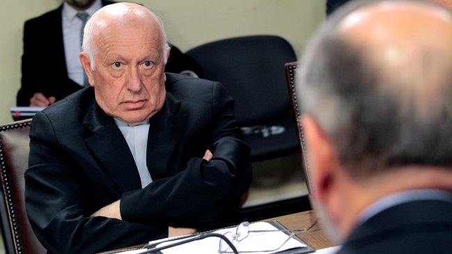 Ezzati: Este arzobispo nunca ha recibido un solo peso del Sename