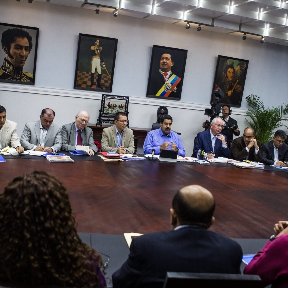 Gobierno venezolano estimulará ahorro con bonos de deuda