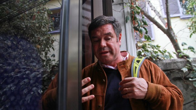 Ossandón puso fin a sus vacaciones y se sumó a campaña de Matthei