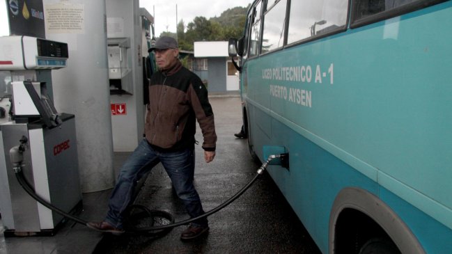 Econsult proyectó una nueva alza en precios de los combustibles