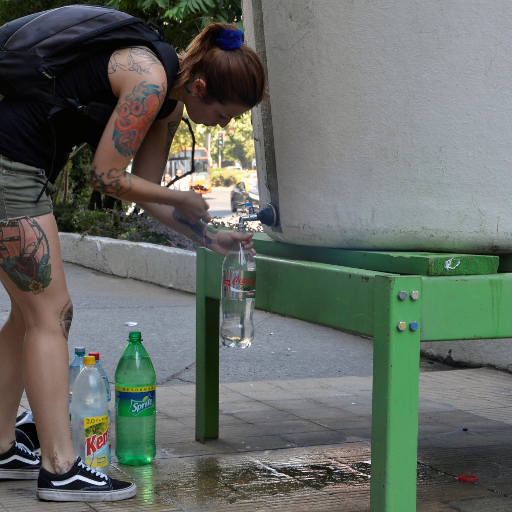 Dos semanas tomará solución tras contaminación de agua en Providencia