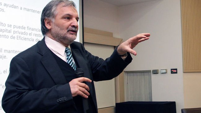 Puente del Chacao: Ex ministro Bitrán cuestionó 