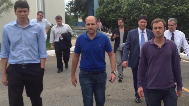 Sergio Jadue visitó el recinto de concentración de Chile en Brasil