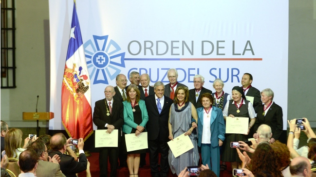 Gobierno otorgó reconocimiento póstumo a Ricarte Soto