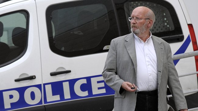 Creador de implantes mamarios falsos fue condenado a cuatro años de cárcel en Francia