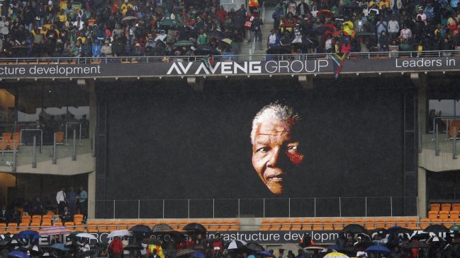 Cerca de 100 jefes de Estado asisten al oficio religioso de Mandela
