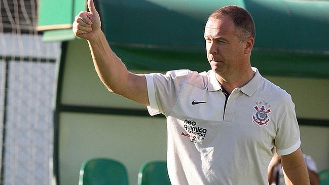 Corinthians anunció a Mano Menezes como nuevo director técnico