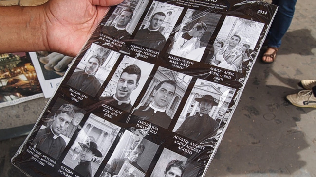 ¿Son realmente curas los sexys protagonistas del Calendario Romano?