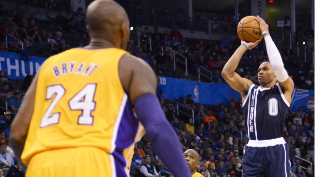 Kevin Durant tumbó a los Lakers que no logran triunfos desde el regreso de Kobe Bryant